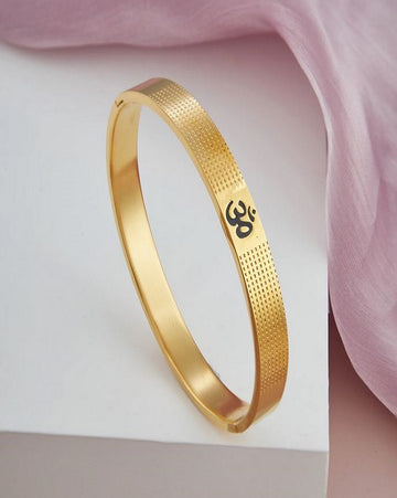 Om Crest Band Bracelet Kada