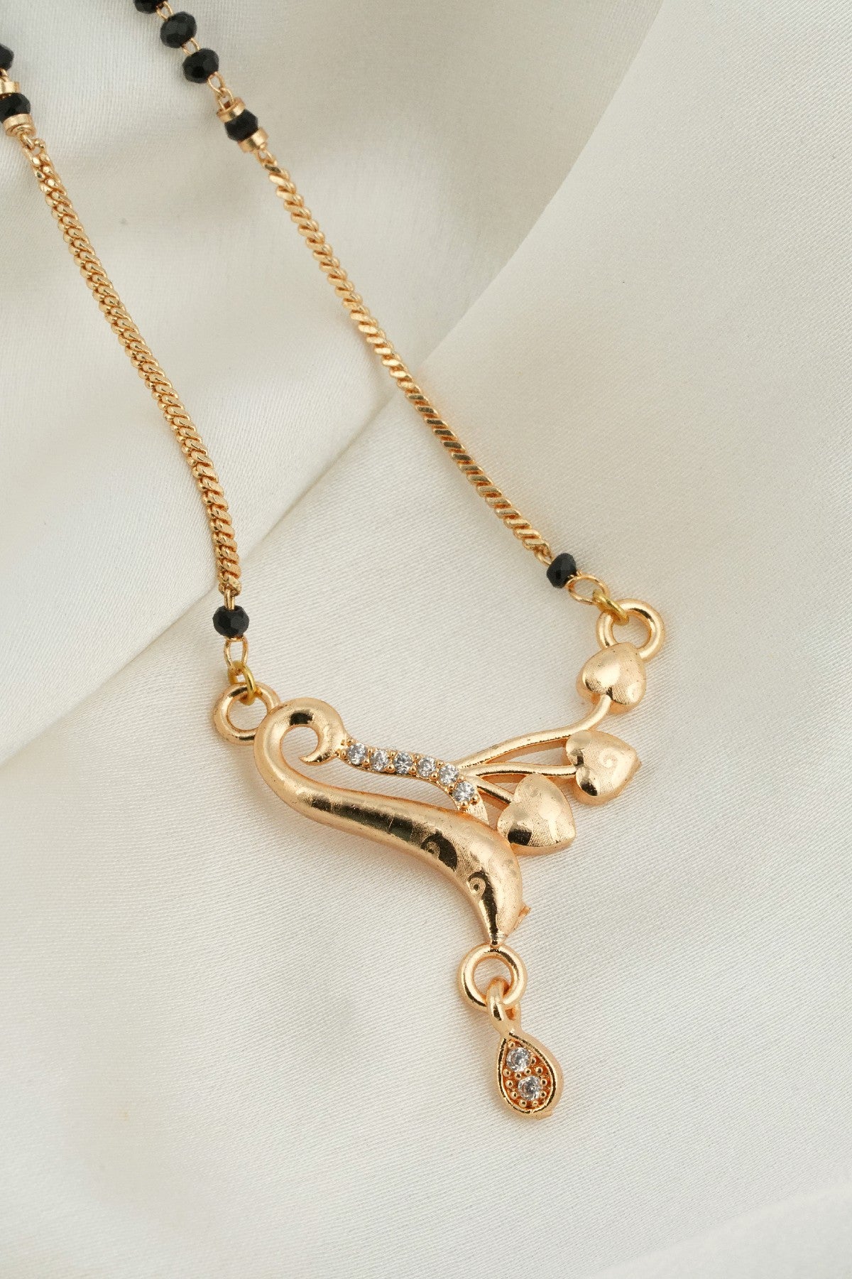 Brilliant Vines Diamond Mangalsutra