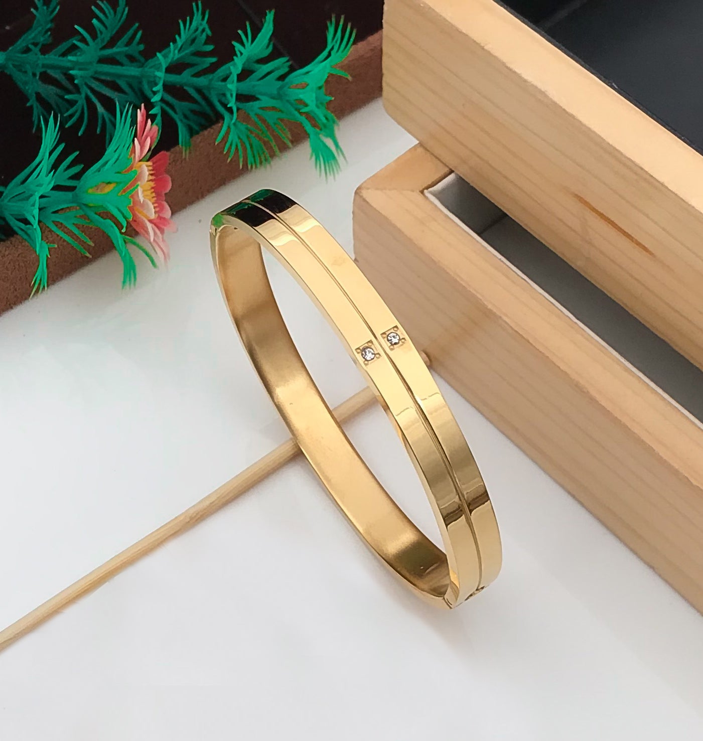 GOLD DUST DIAMOND KADA - MODERN SERIES