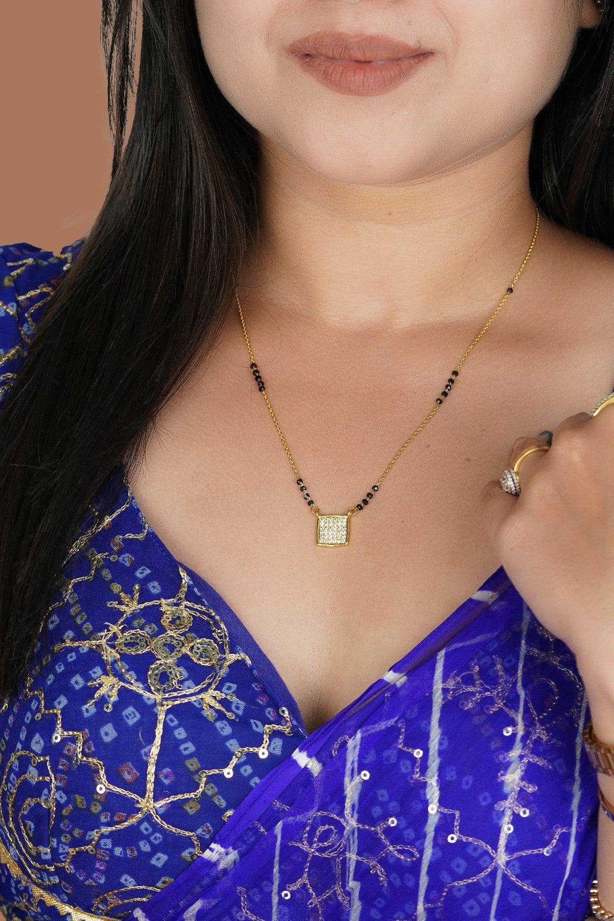 Mira Diamond Mangalsutra