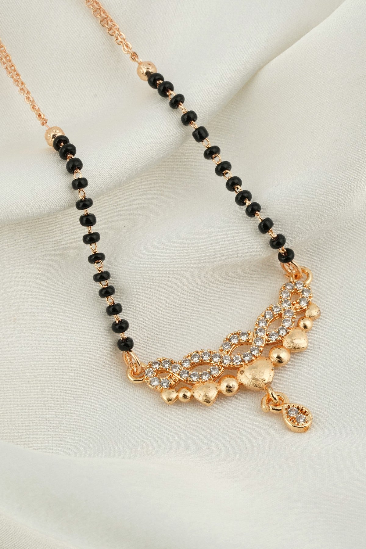 Radial Shimmer Diamond Mangalsutra