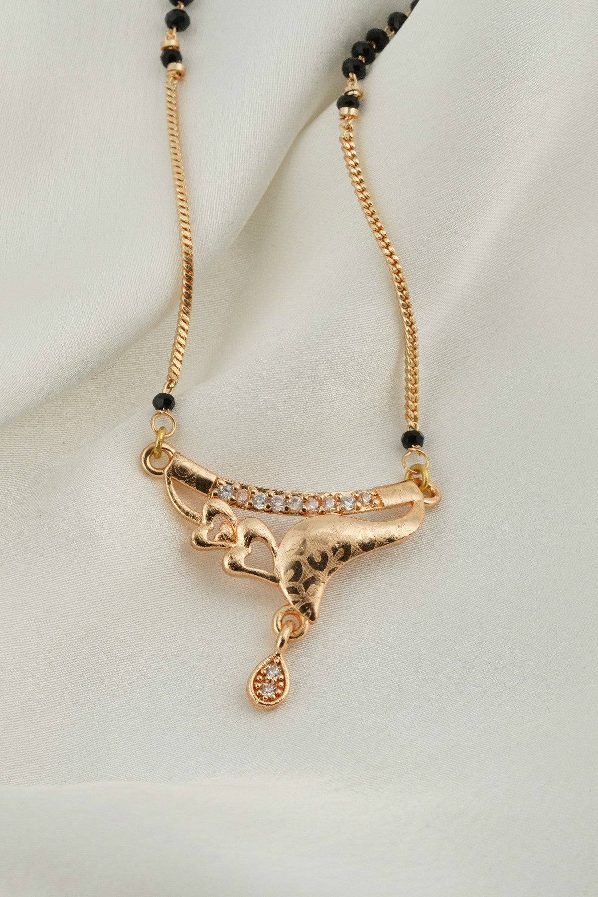 Minimal Diamond Mangalsutra