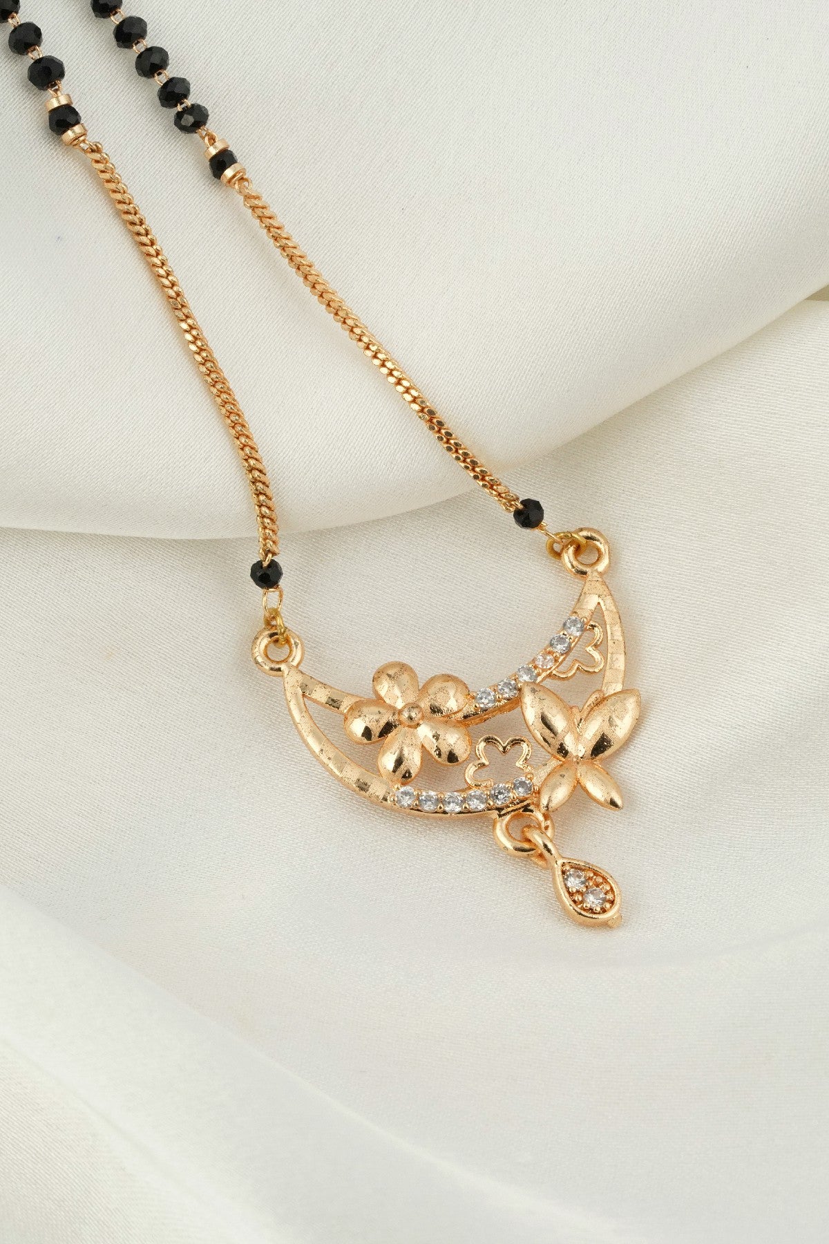 Floral Elegance Mangalsutra