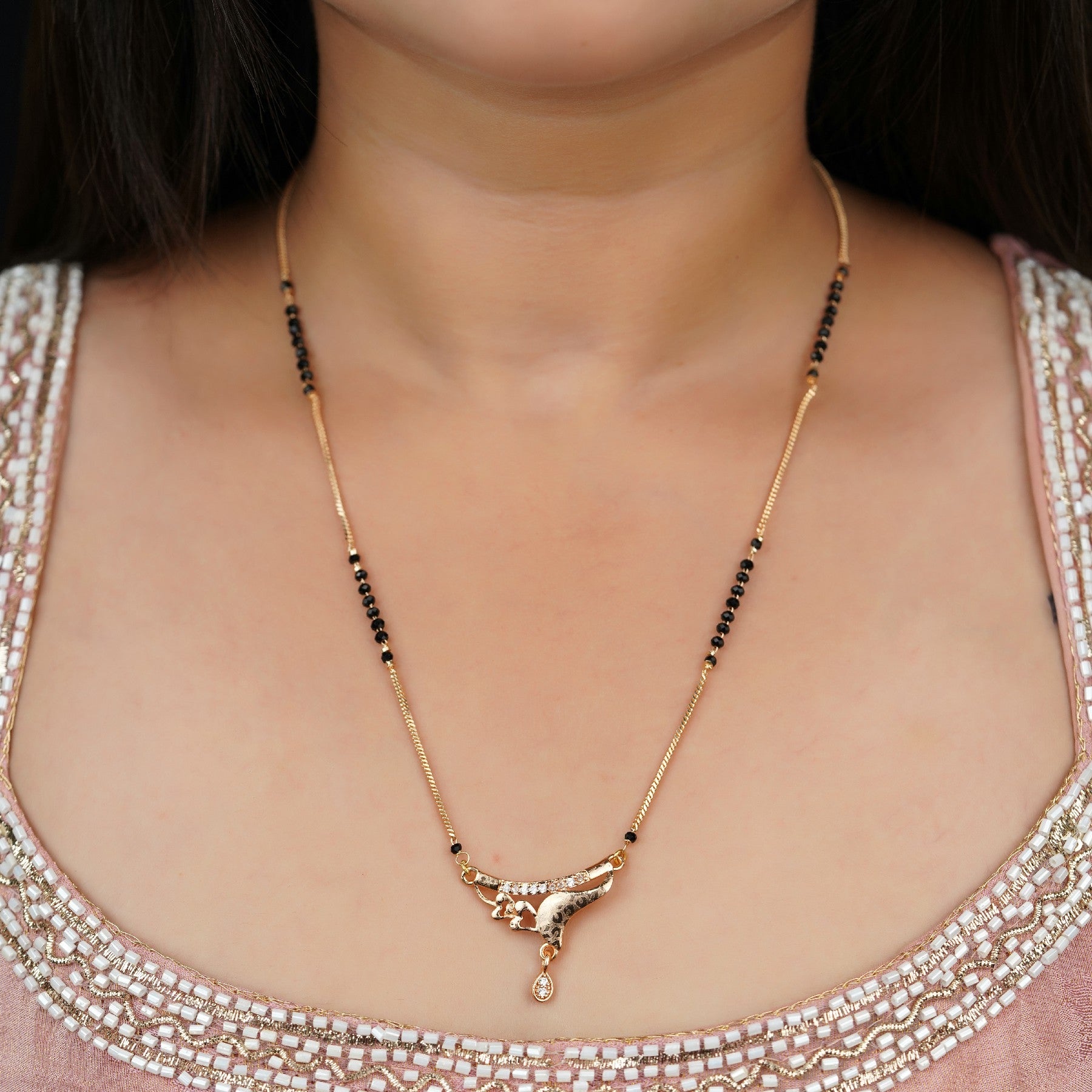 Minimal Diamond Mangalsutra