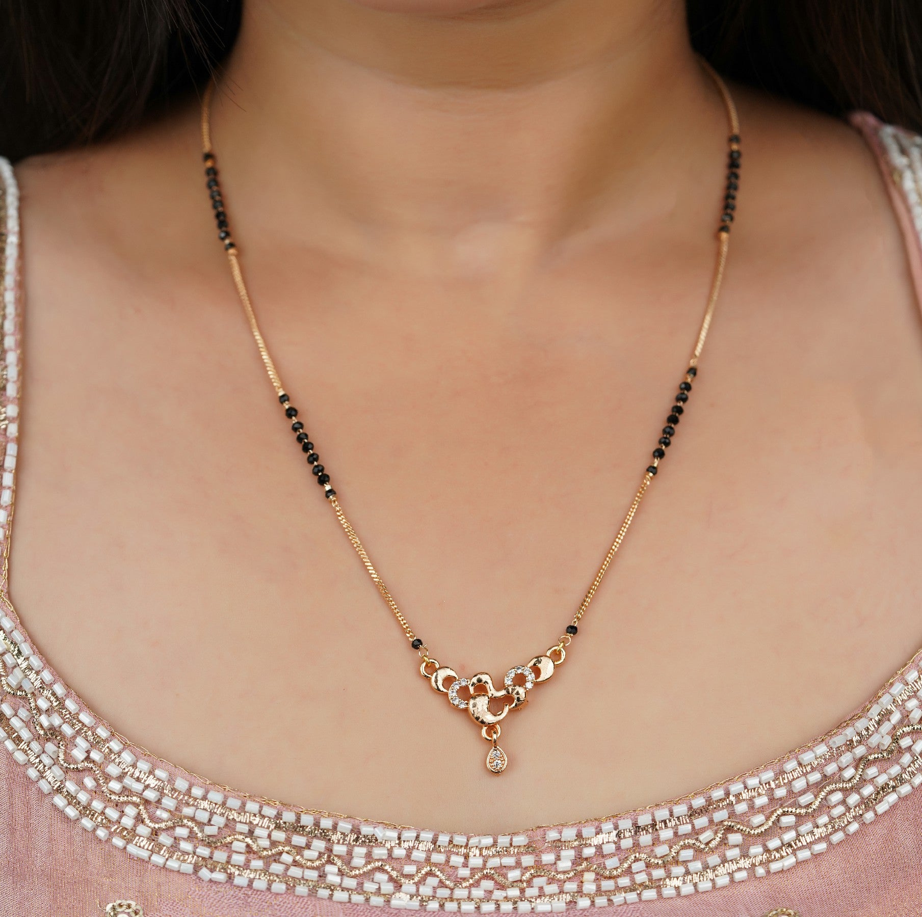 Akshara Diamond Gold Mangalsutra