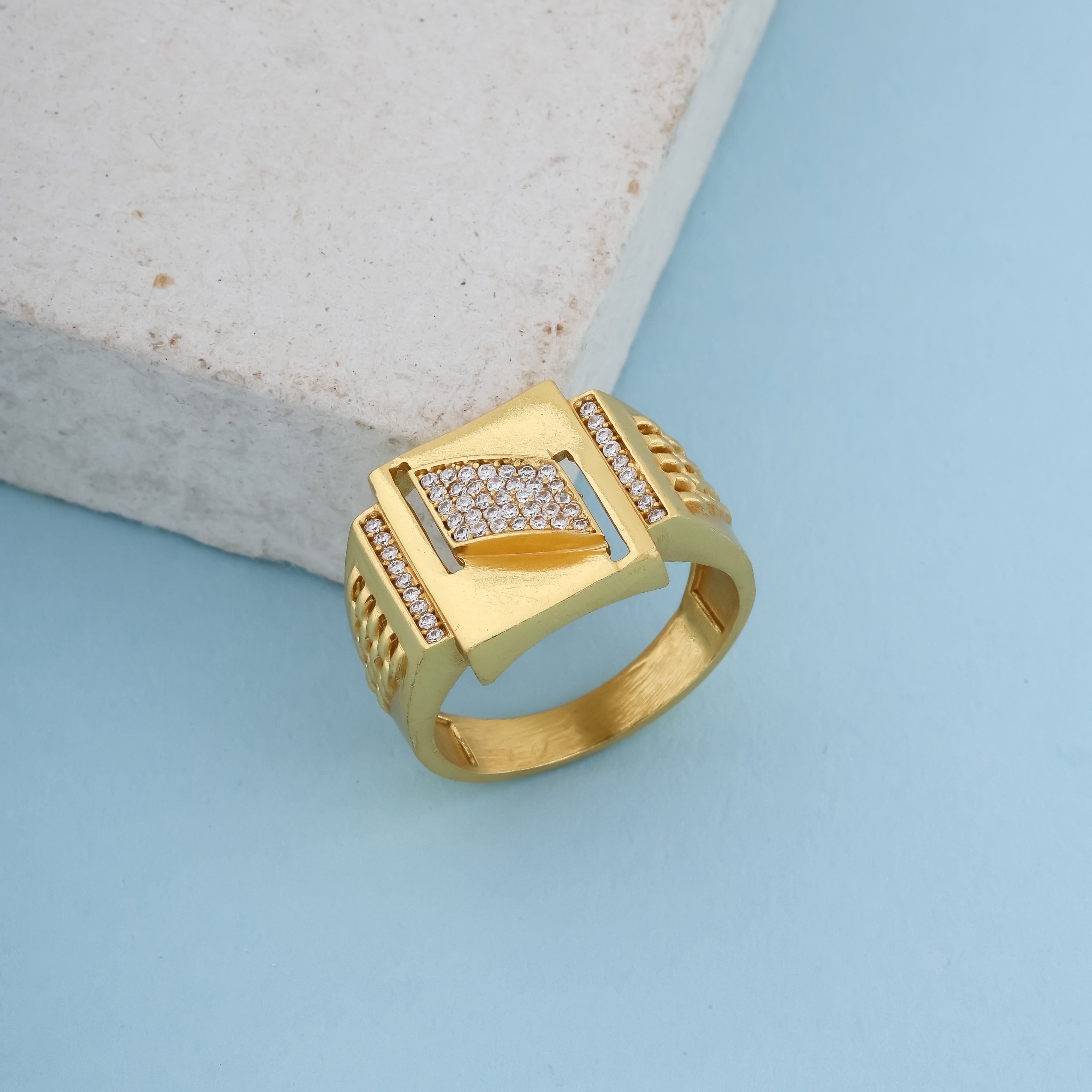 Royal 24k Gold-Plated Men’s Signet Ring – Geometric Diamond-Cut Design with Premium CZ Accents