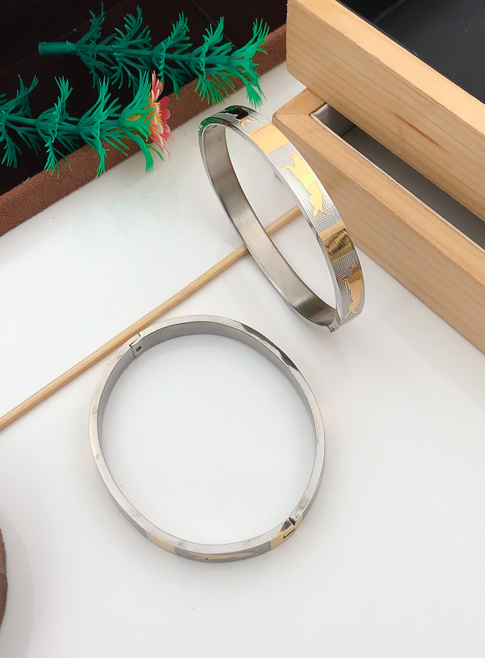 Silver Gold Jaguar Men's kada Bracelet