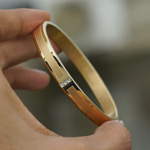 Trending Gold Plated Diamond Kada