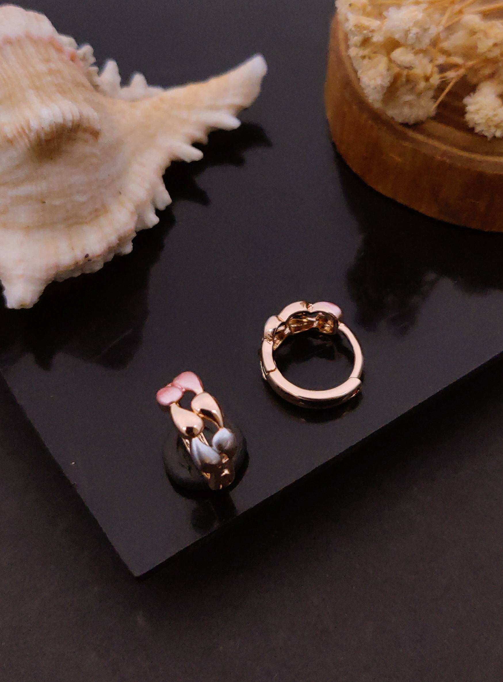 Elegant Multi-Tone Minimalist Huggie Hoop Earrings for Women